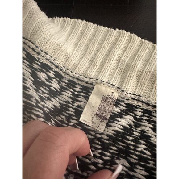 Francesca’s Women’s Open Front Soft Kint Cardigan Size Medium Long Sleeve - Picture 3 of 4